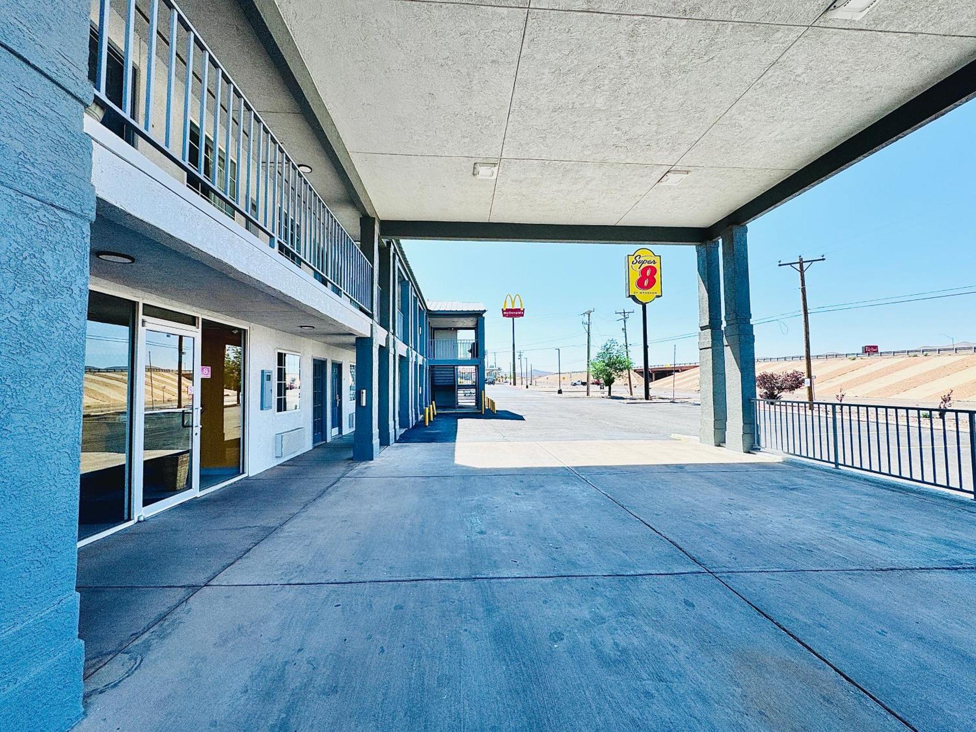 Super 8 By Wyndham Van Horn Exterior foto